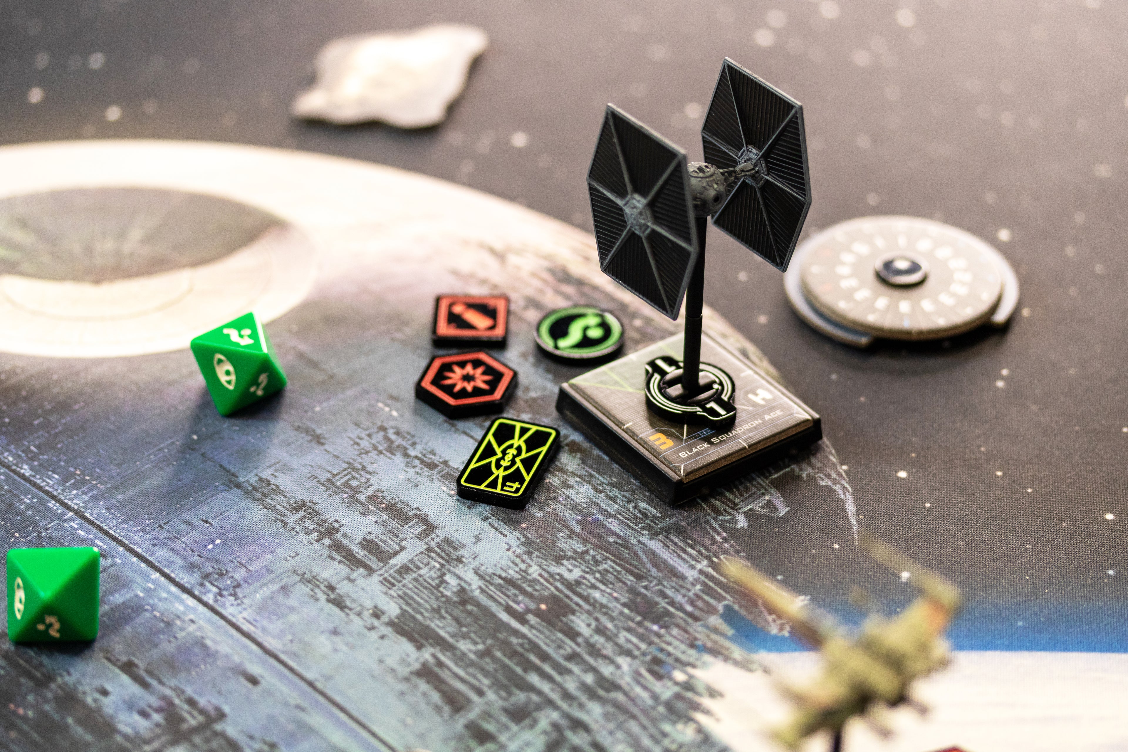 4 x Rebel Target Lock Themed Tokens (Double Sided Aurebesh & Numbers)
