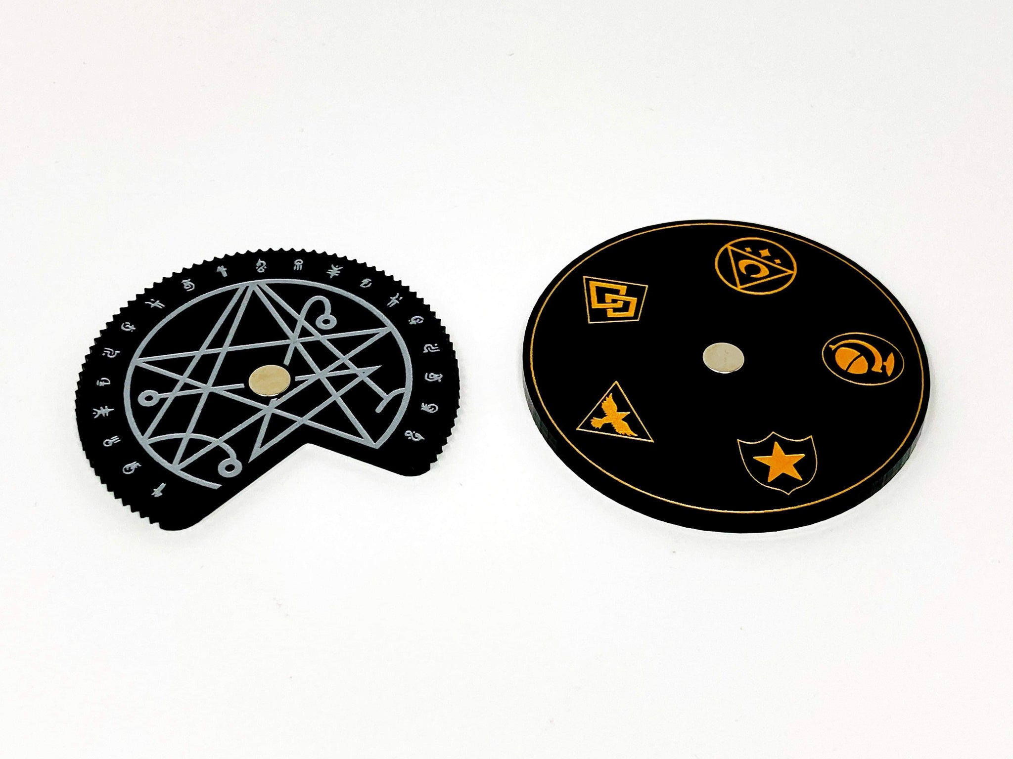 1 x Lola Hayes Class Selector Dial for Arkham Horror LCG