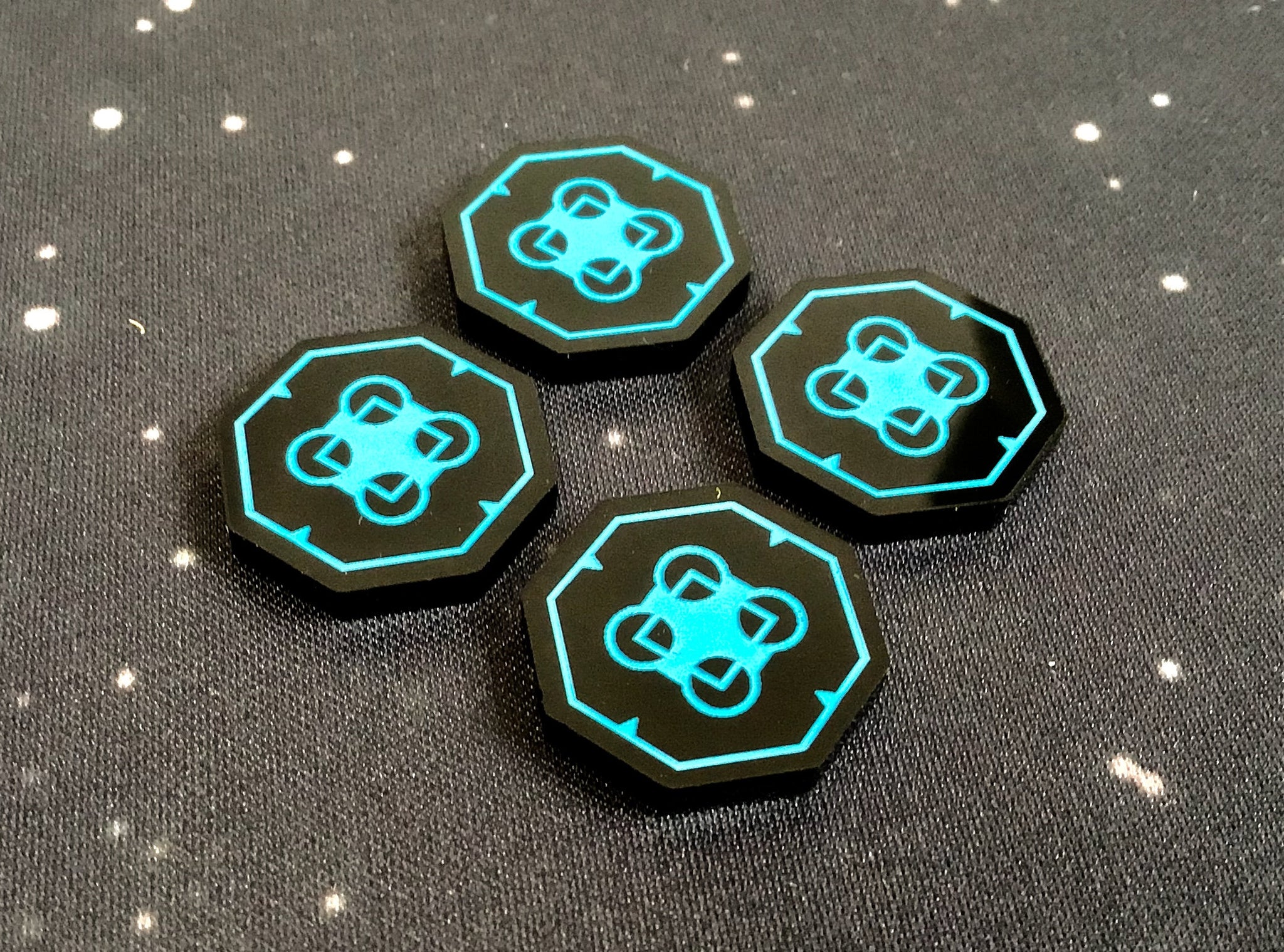 4 x Ward and Enrage Tokens for Keyforge, double sided (fan made)